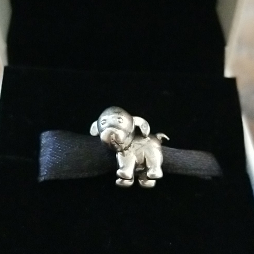 Pandora puppy dog charm. Gently used.